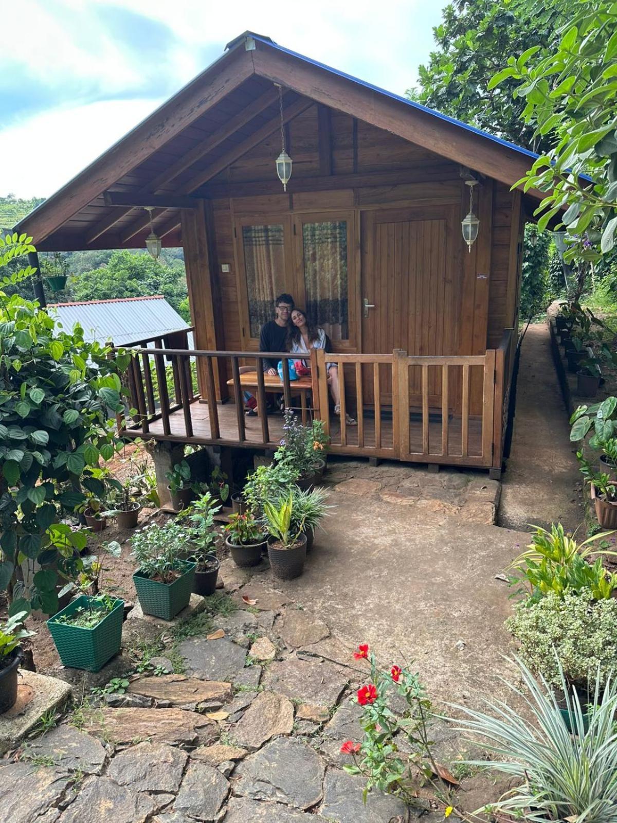 Koslanda Diyaluma View Cotage酒店 外观 照片